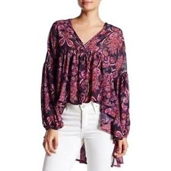 Romeo & Juliet Couture Tops - ROMEO AND JULIET COUTURE Purple Geo Printed Sheer Balloon Sleeve Top Size M